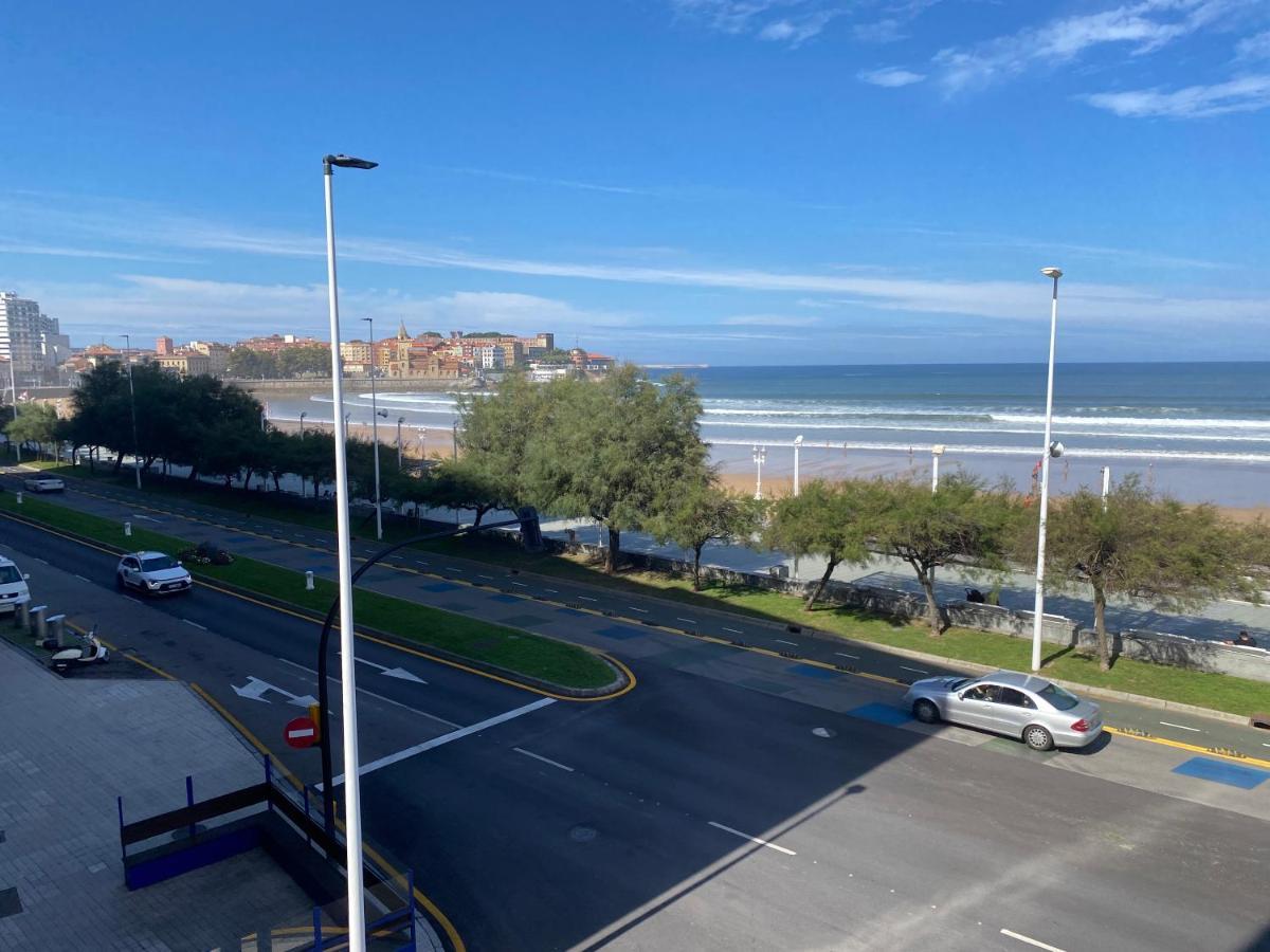 La Siete De San Lorenzo Gijon Bagian luar foto